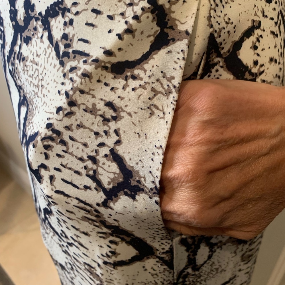 Nwot Endless Rose Python Pattern Halter Neck Jump… - image 6